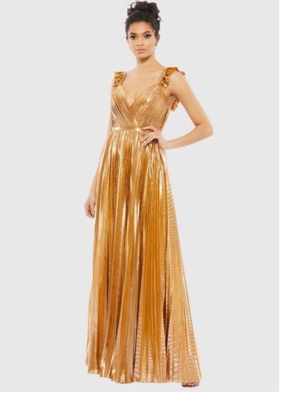 Mac Duggal Metallic Gold Ruffle-Shoulder Maxi Dress 26609 Size 4 MSRP $498